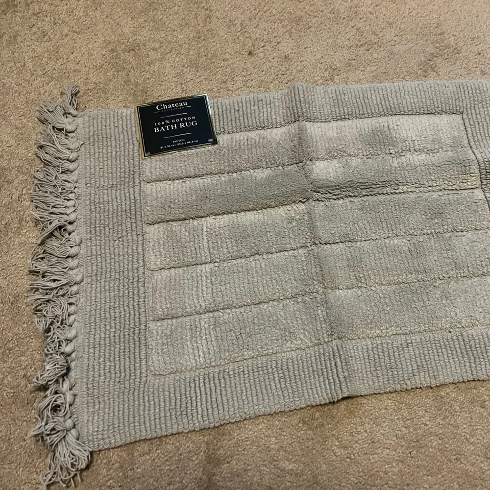 NWT Gray Bath Mat